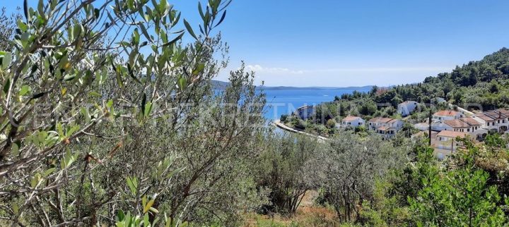 Land for sale 519 m² – Mali Iž