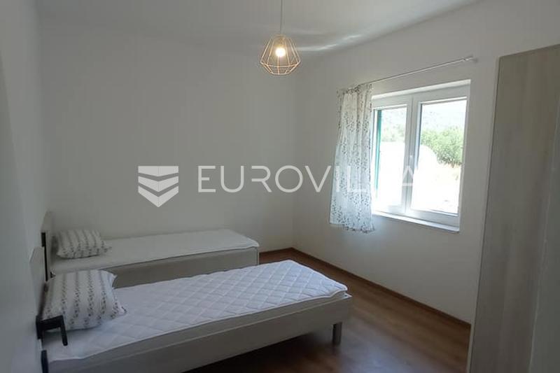 Apartma Za najem - SPLITSKO-DALMATINSKA KAŠTELA