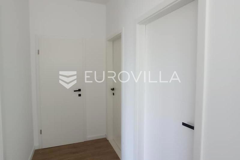 Apartma Za najem - SPLITSKO-DALMATINSKA KAŠTELA