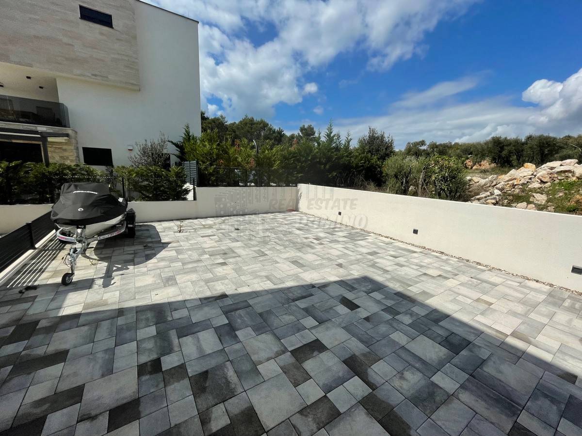 Apartmán Na predaj - PRIMORSKO-GORANSKA KRK