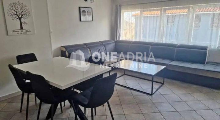 Flat for sale 117 m² – Pula