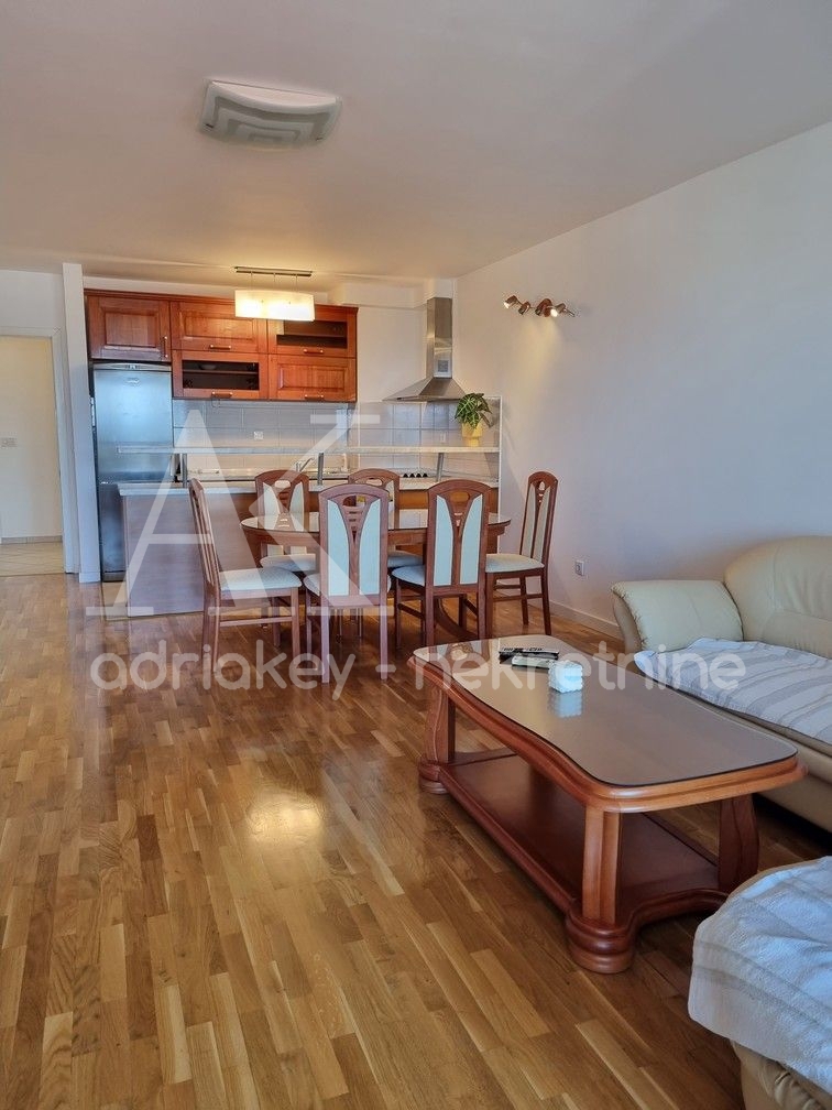 Apartmán K pronájmu - SPLITSKO-DALMATINSKA MAKARSKA