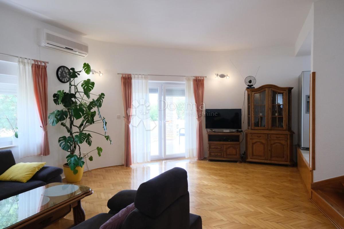 Dom Na predaj - ISTARSKA PULA