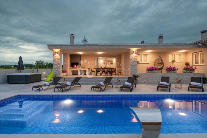 Casa in vendita 145 m² – Pula