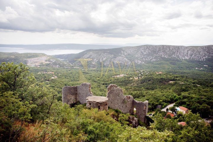 Działka na sprzedaż 489 m² – Grižane