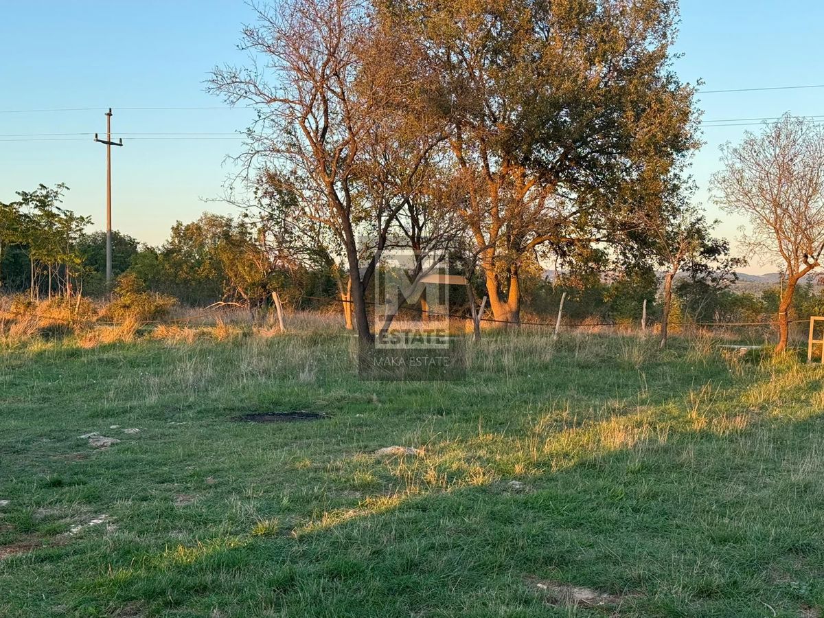 Parcela Naprodaj - ISTARSKA Poreč