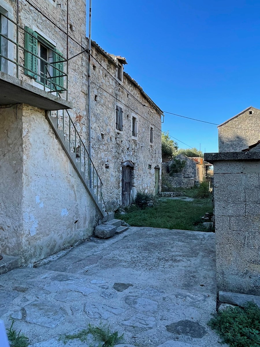 House For sale - SPLITSKO-DALMATINSKA HVAR