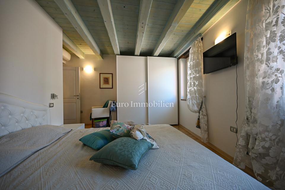 Apartma Na predaj - ISTARSKA NOVIGRAD