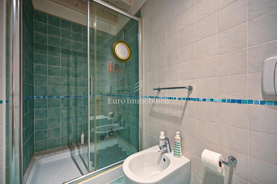 Apartma Na predaj - ISTARSKA NOVIGRAD