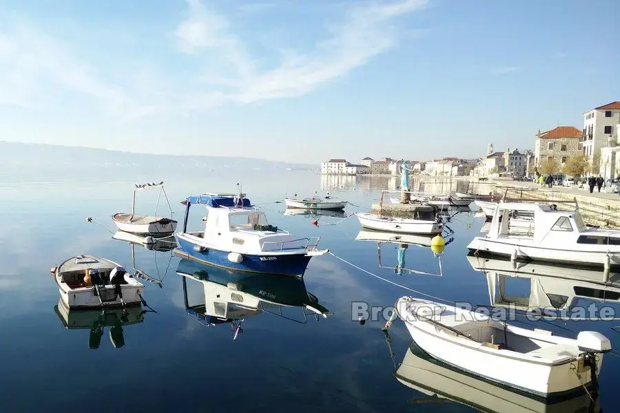Hiša Na predaj - SPLITSKO-DALMATINSKA KAŠTELA