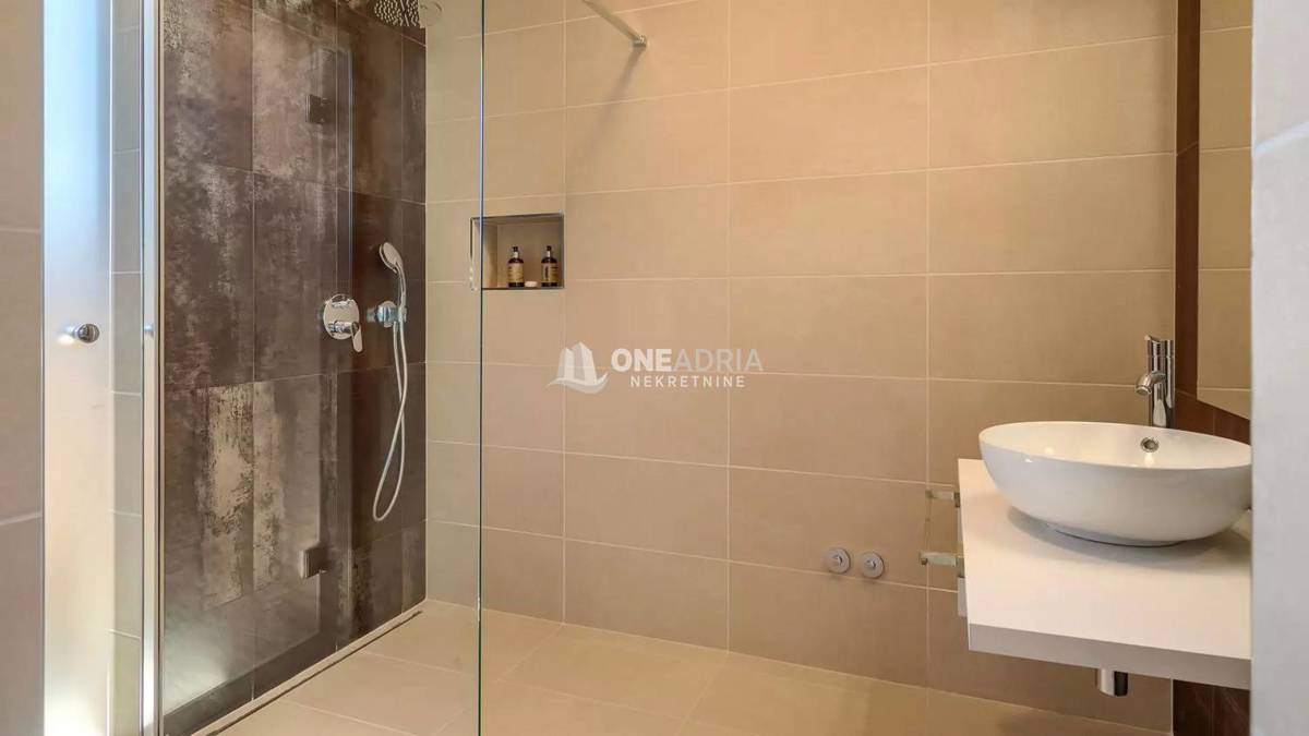 Casa In vendita - PRIMORSKO-GORANSKA KRK
