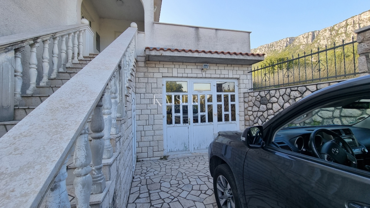 Kuća Na prodaju - PRIMORSKO-GORANSKA VINODOLSKA OPĆINA