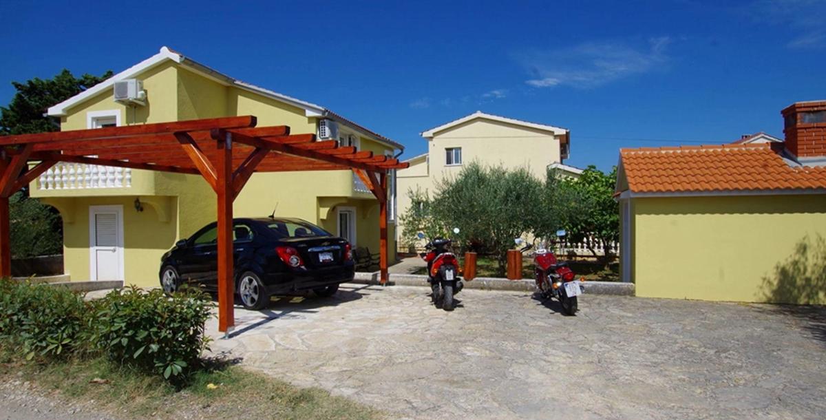 House For sale - ZADARSKA UGLJAN