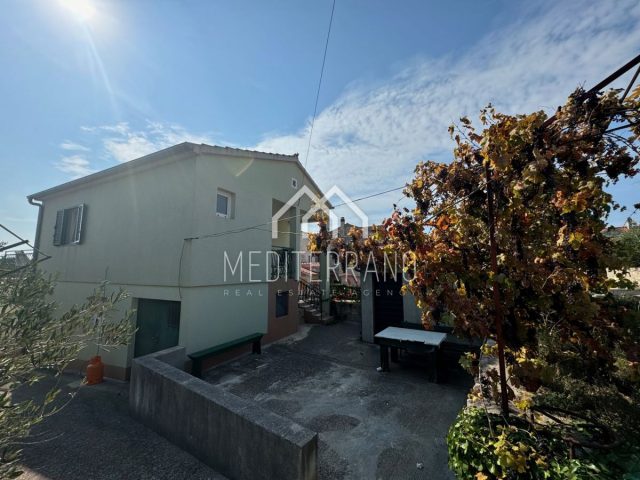 House For sale PRVIĆ ŠEPURINE