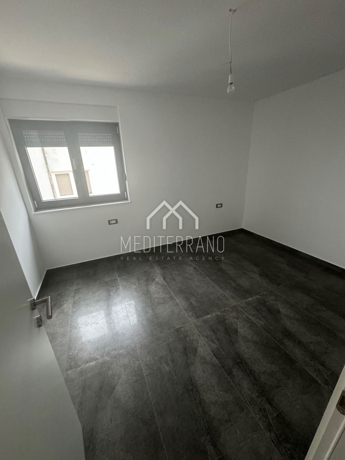 Apartment Zu verkaufen - ŠIBENSKO-KNINSKA MURTER