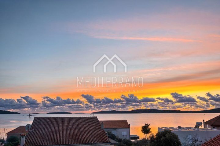Flat for sale 131 m² – Brodarica
