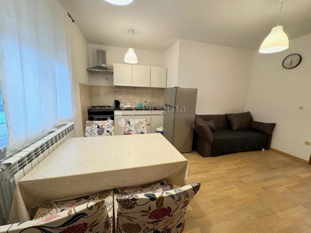 Appartement à louer 58 m² – Čavle