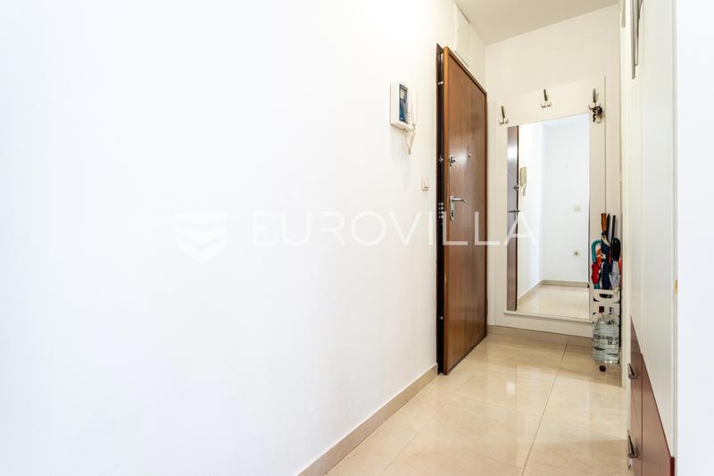 Apartment Zu verkaufen - SPLITSKO-DALMATINSKA SPLIT