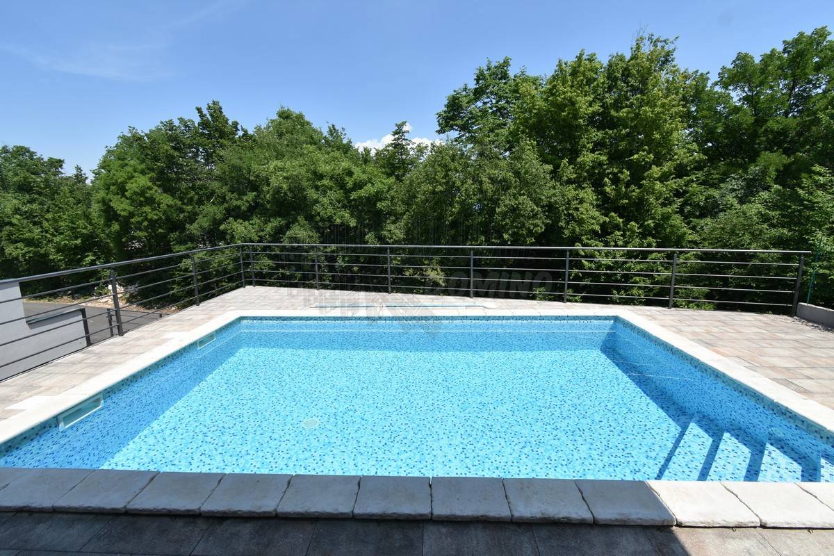 Casa In vendita - PRIMORSKO-GORANSKA KRK
