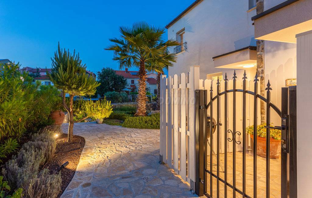 Casa In vendita - PRIMORSKO-GORANSKA KRK