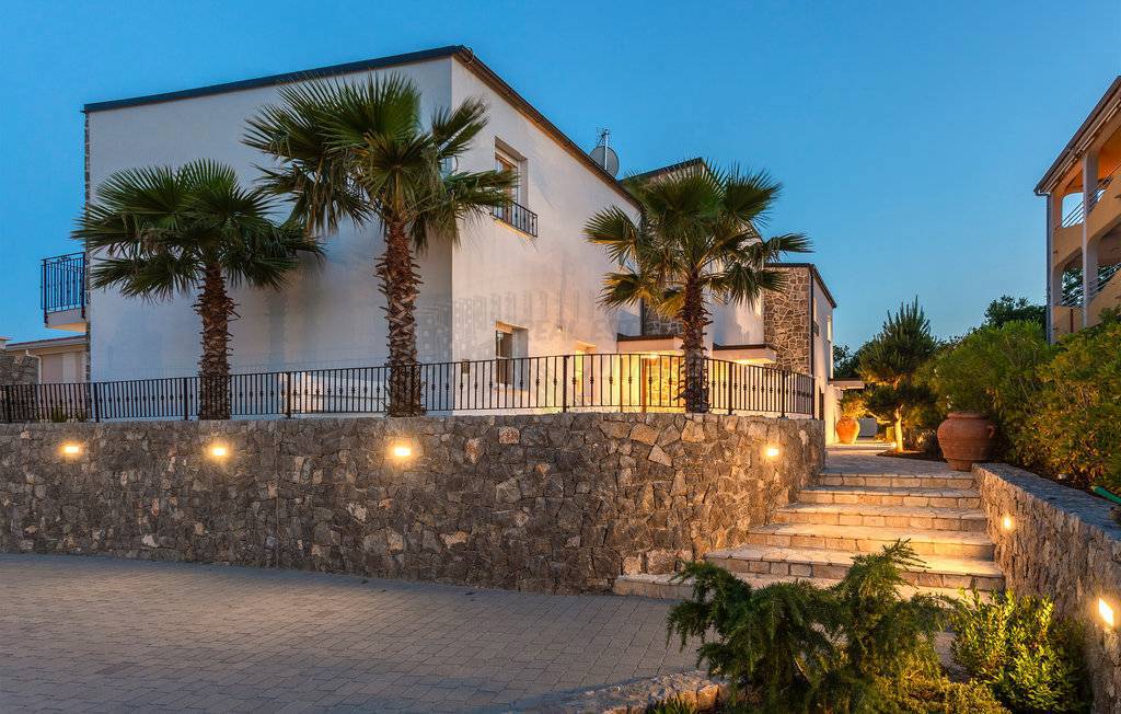 Casa In vendita - PRIMORSKO-GORANSKA KRK