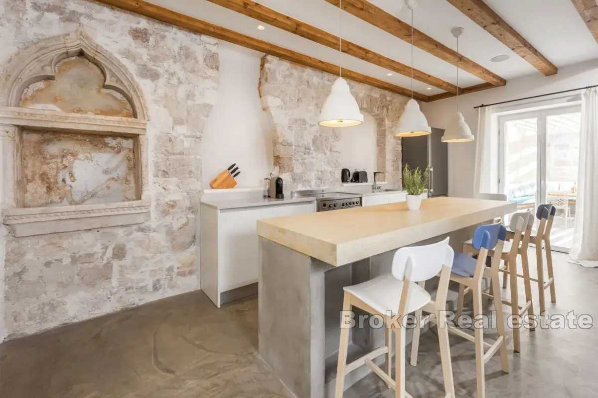 Apartma Na predaj - SPLITSKO-DALMATINSKA HVAR