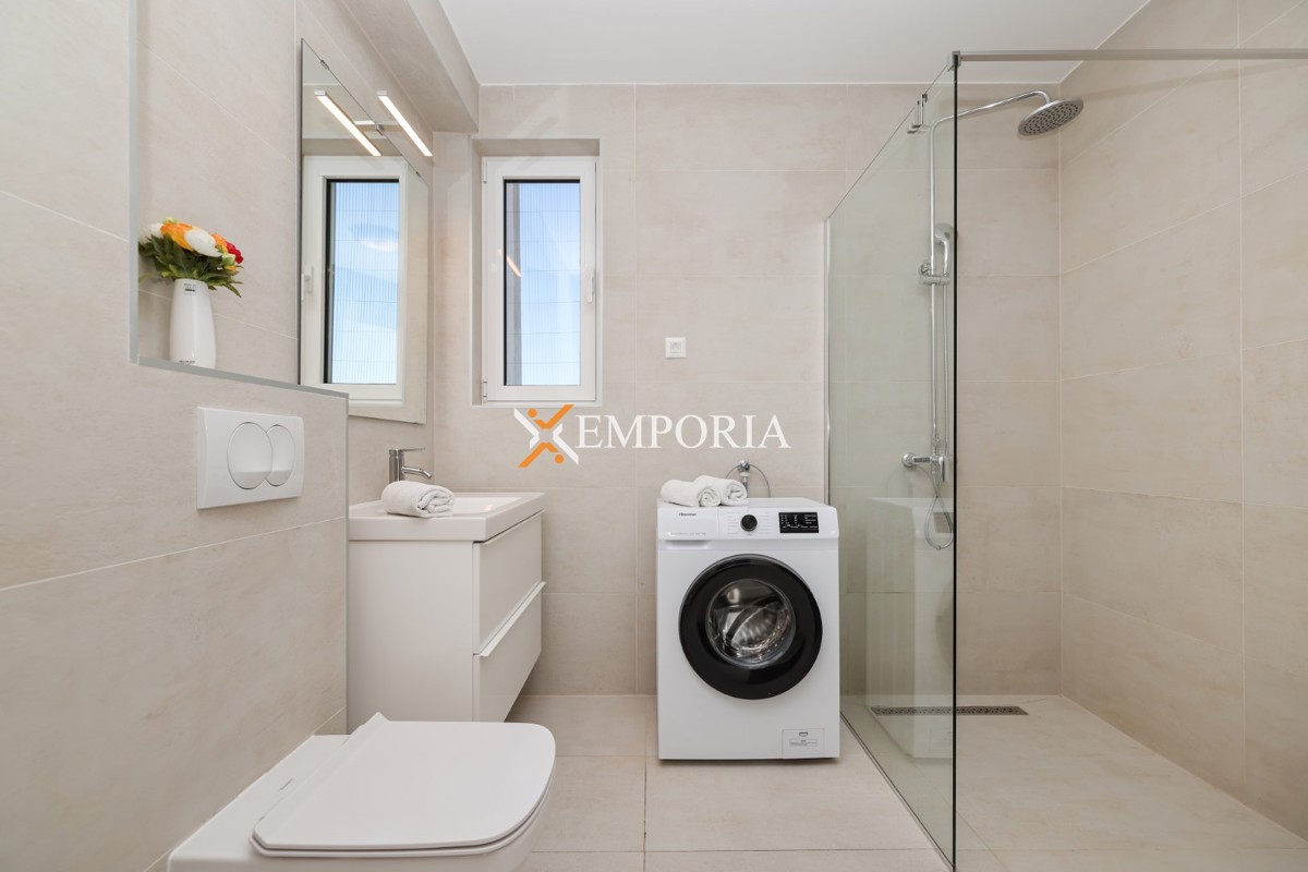 Flat For sale - ZADARSKA PRIVLAKA