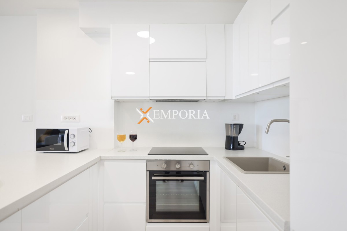 Flat For sale - ZADARSKA PRIVLAKA