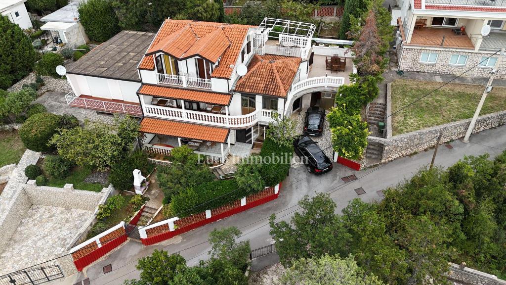 Kuća Na prodaju - PRIMORSKO-GORANSKA NOVI VINODOLSKI