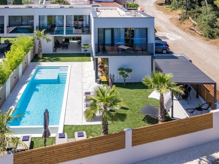 House For sale - ISTARSKA MEDULIN