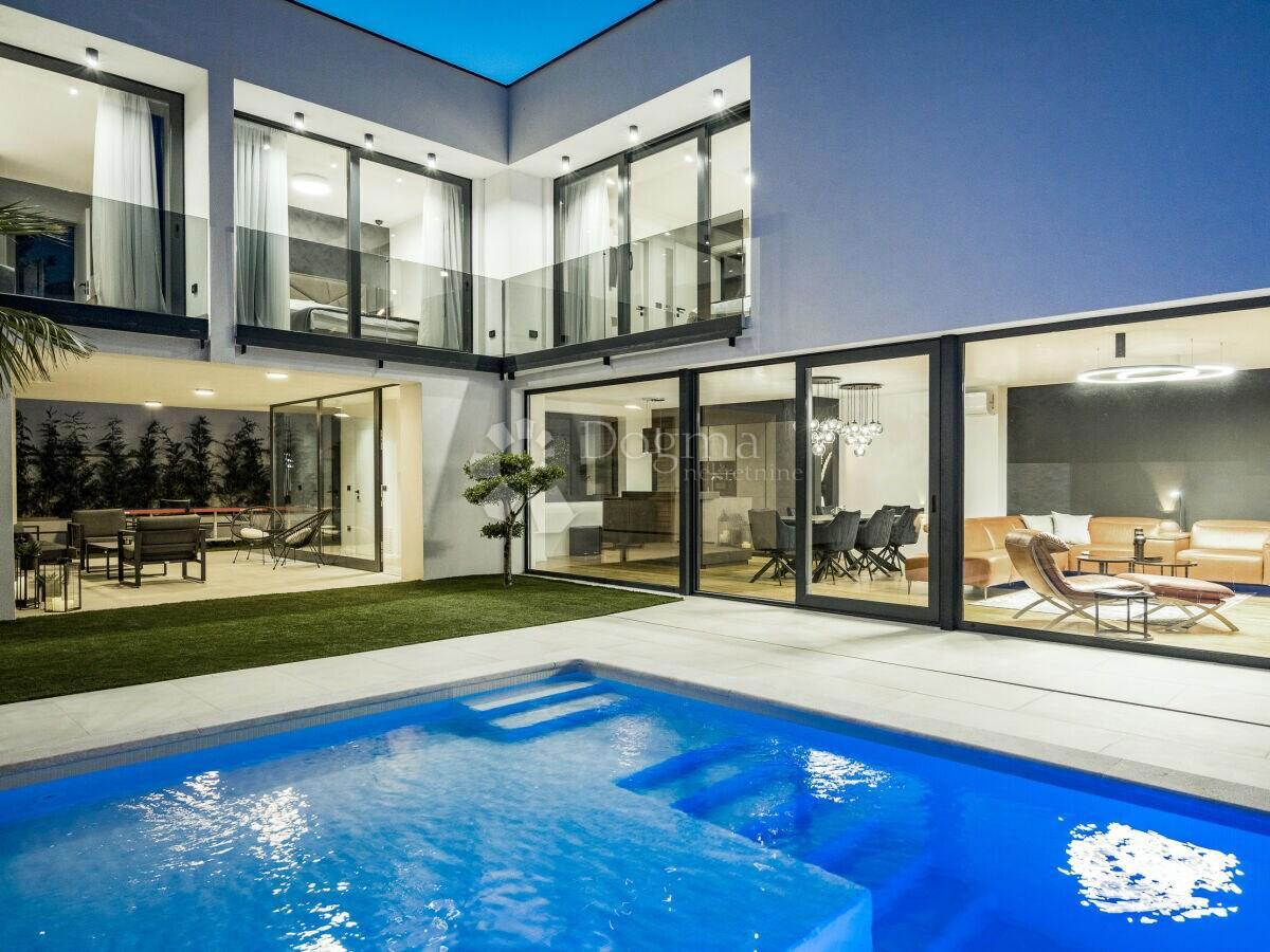 House For sale - ISTARSKA MEDULIN