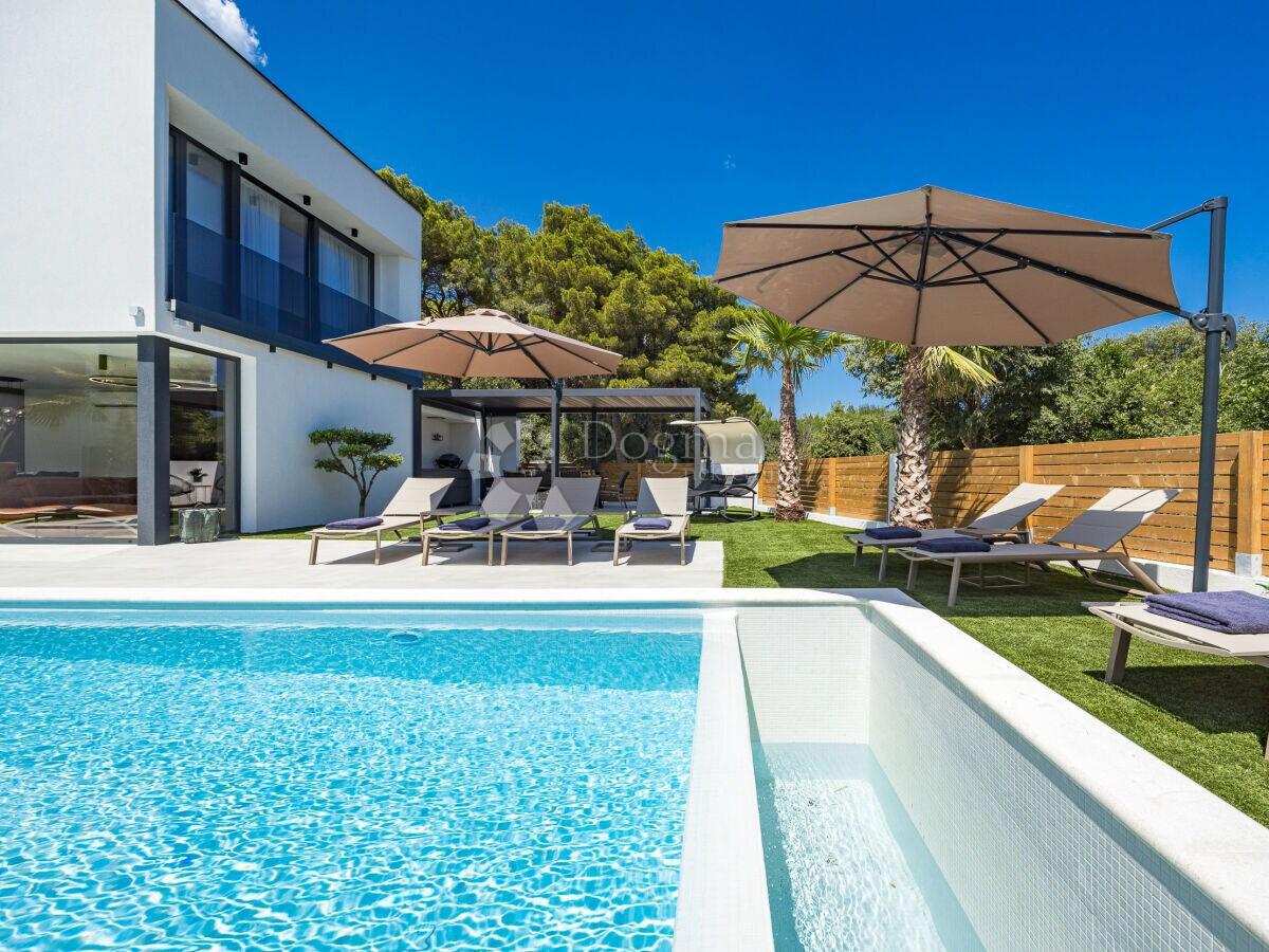 House For sale - ISTARSKA MEDULIN