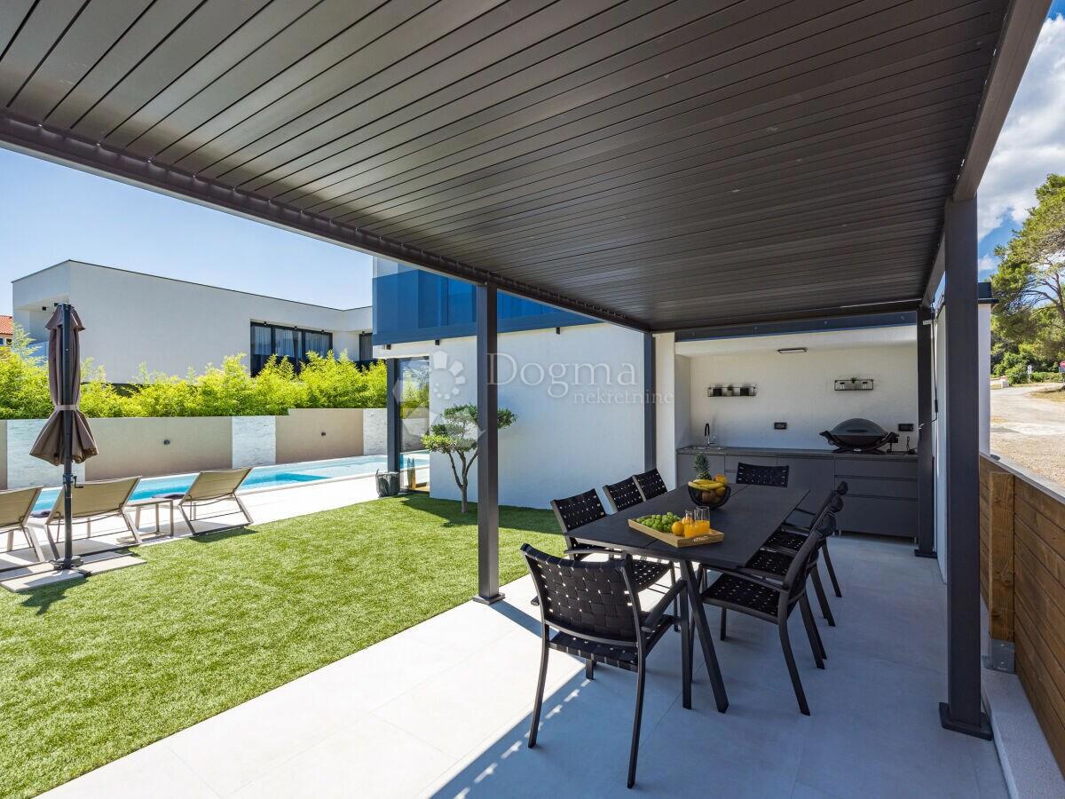 House For sale - ISTARSKA MEDULIN