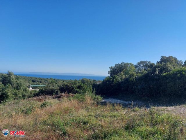 Pozemek na prodej 300 m² – Kavran