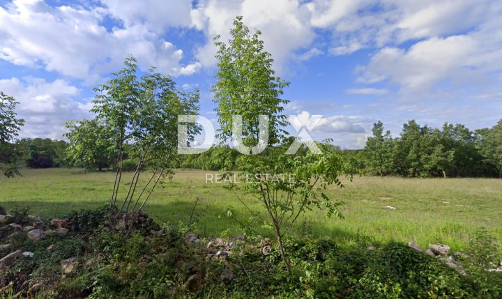 Grundstück zu verkaufen 1841 m² – Višnjan