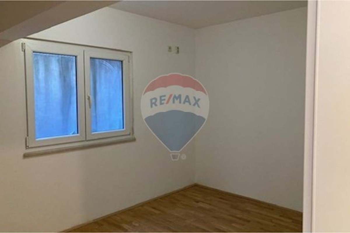 Flat For sale - SPLITSKO-DALMATINSKA SOLIN