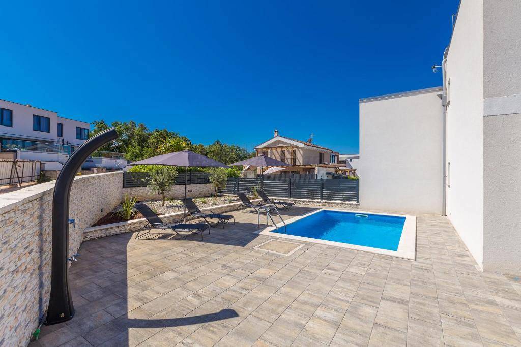 Casa In vendita - PRIMORSKO-GORANSKA KRK