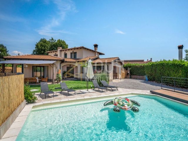 Maison à vendre 282 m² – Kastav
