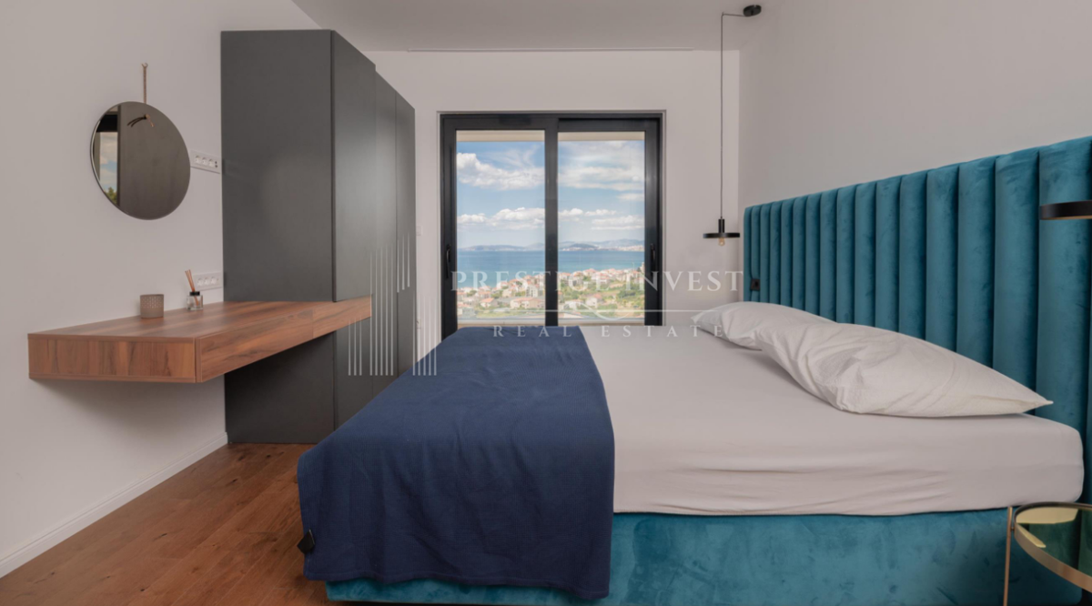 House For sale - SPLITSKO-DALMATINSKA PODSTRANA
