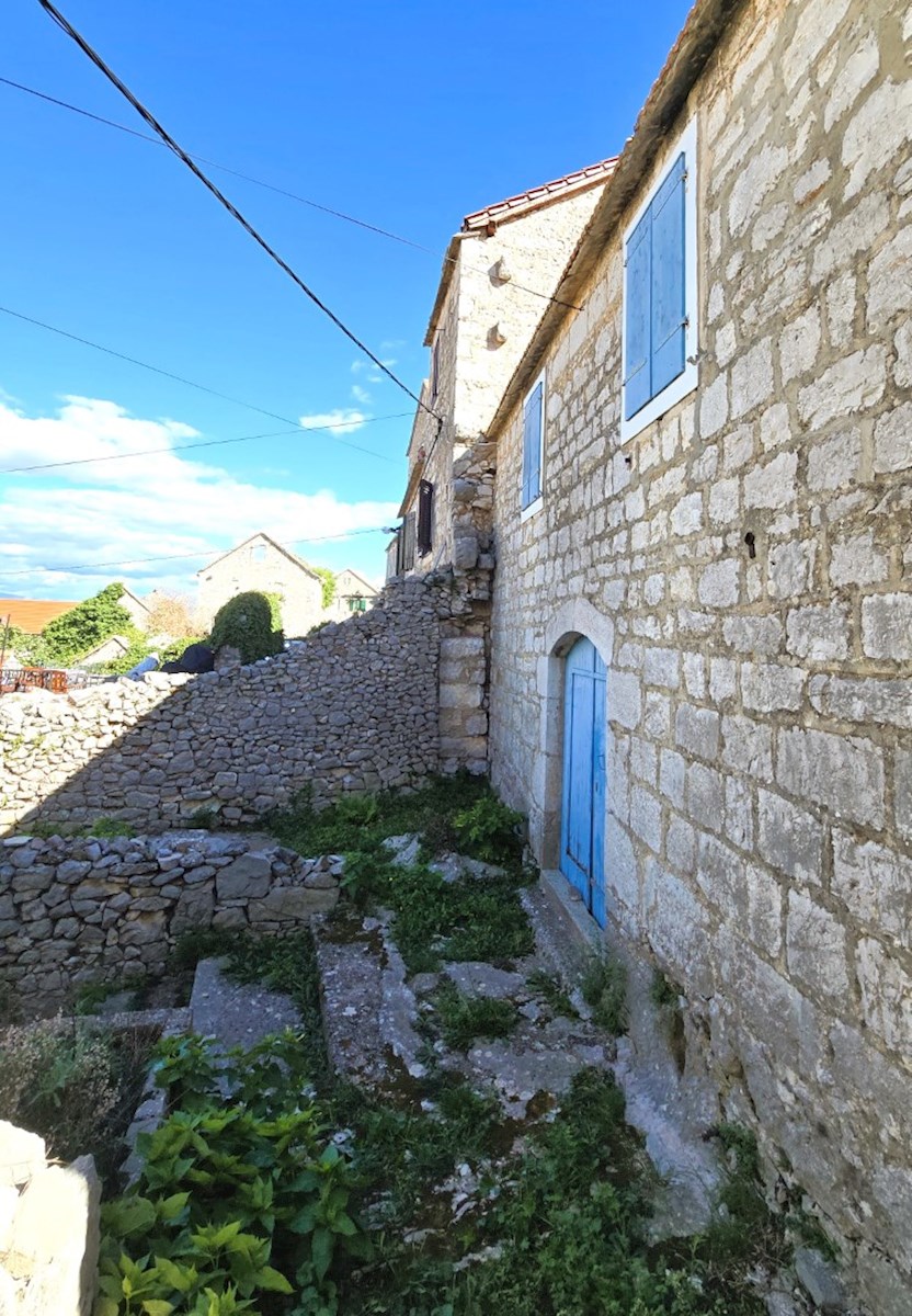 Casa In vendita - SPLITSKO-DALMATINSKA HVAR