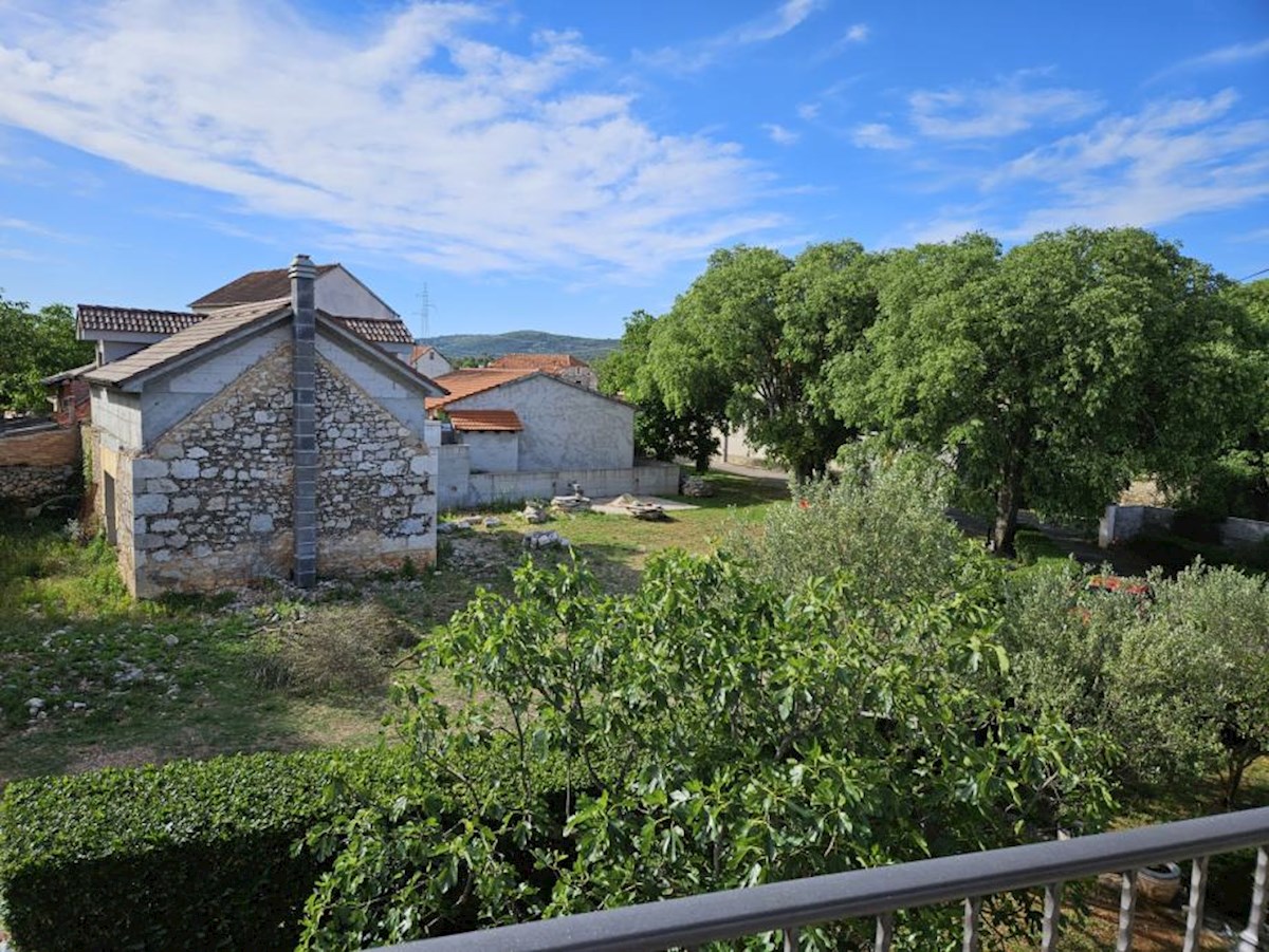Kuća Na prodaju - ŠIBENSKO-KNINSKA ŠIBENIK