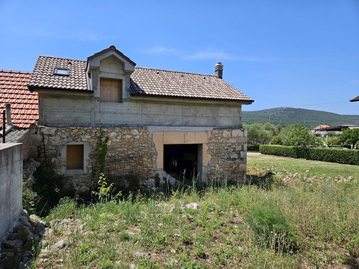 Kuća Na prodaju - ŠIBENSKO-KNINSKA ŠIBENIK