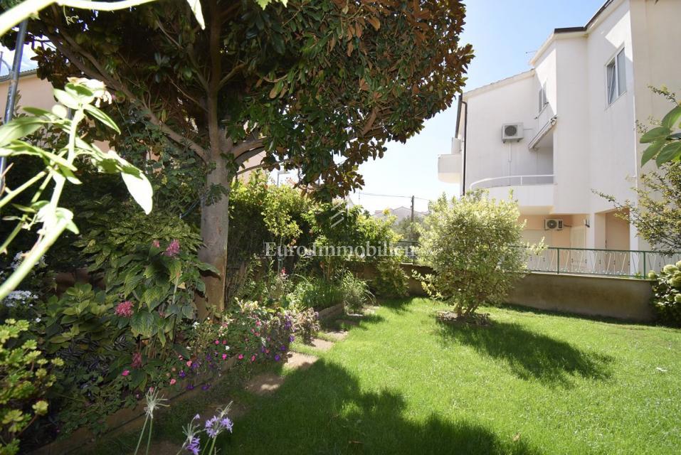 House For sale - ŠIBENSKO-KNINSKA VODICE