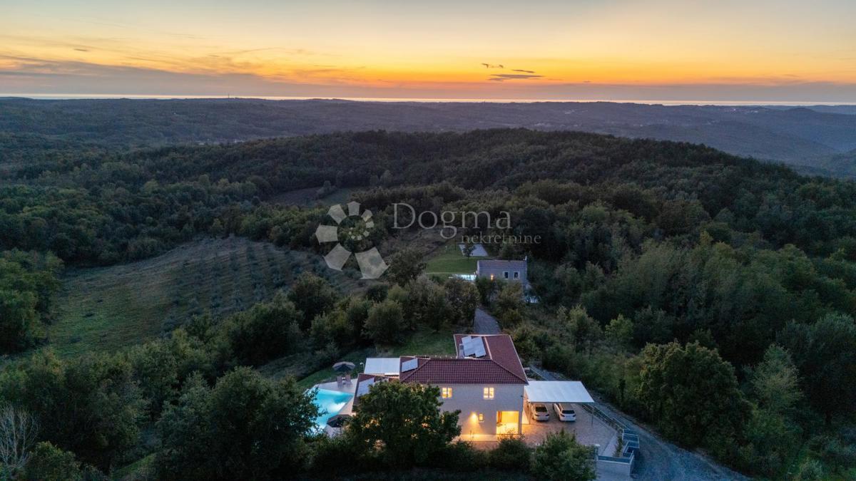 Maison À vendre - ISTARSKA MOTOVUN