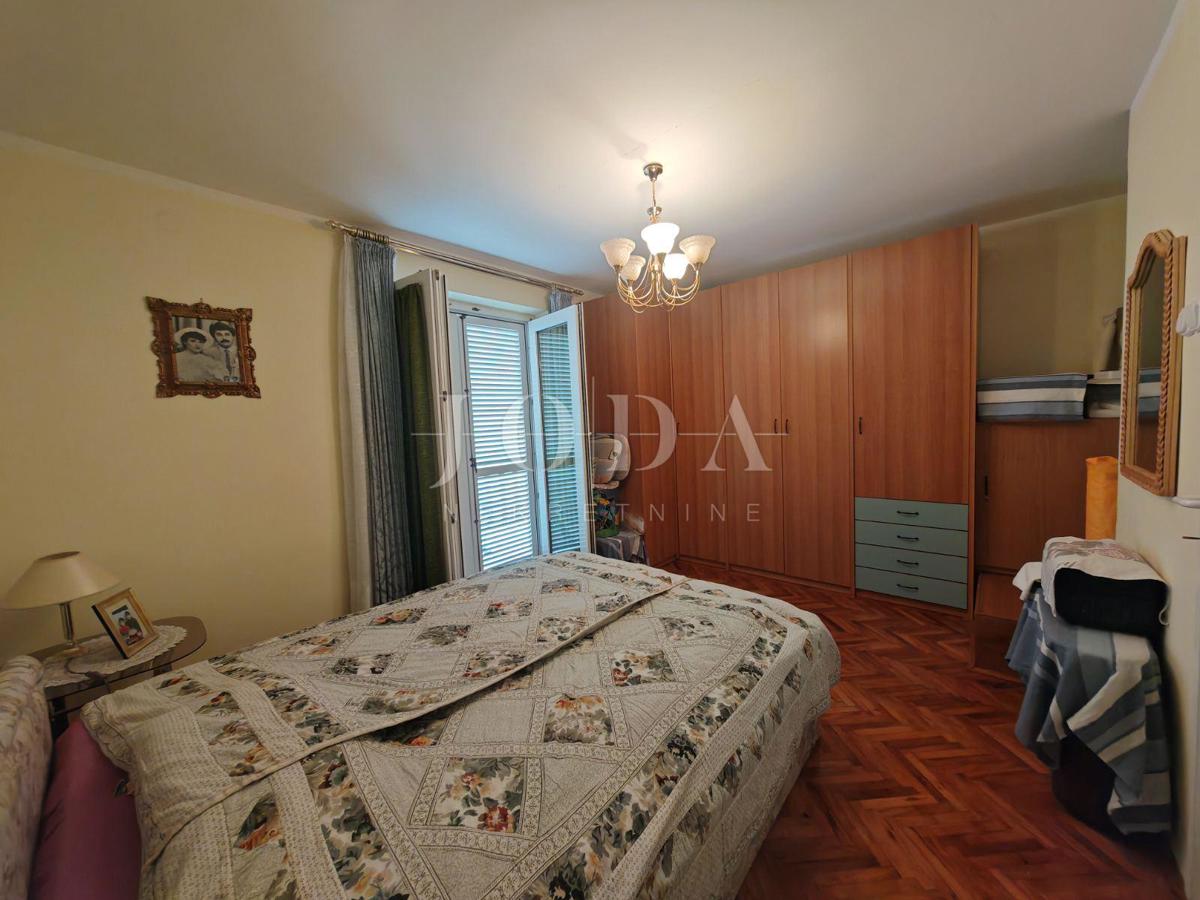 Kuća Na prodaju - PRIMORSKO-GORANSKA CRIKVENICA