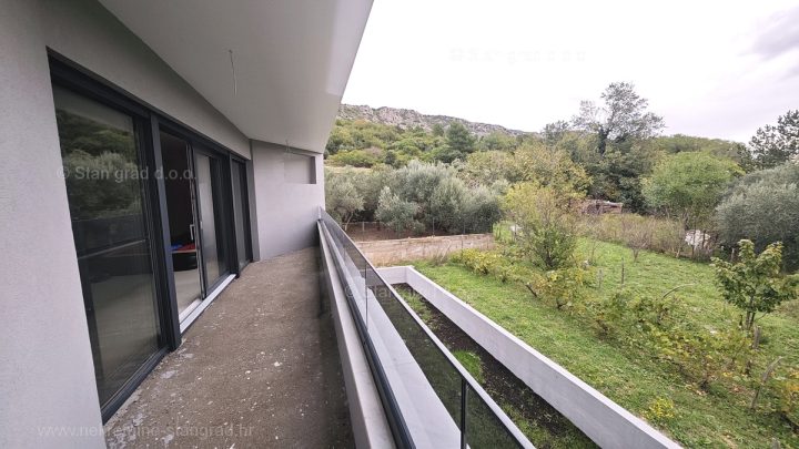 Stan na prodaju 61 m² – Baška