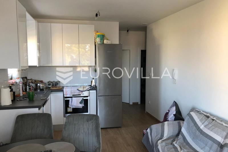 Apartma Za najem KAŠTEL STARI