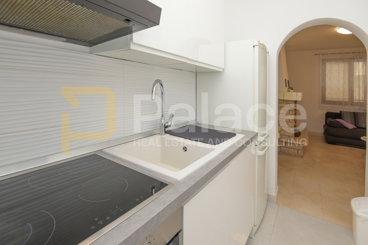 Apartmán K pronájmu - ŠIBENSKO-KNINSKA ŠIBENIK