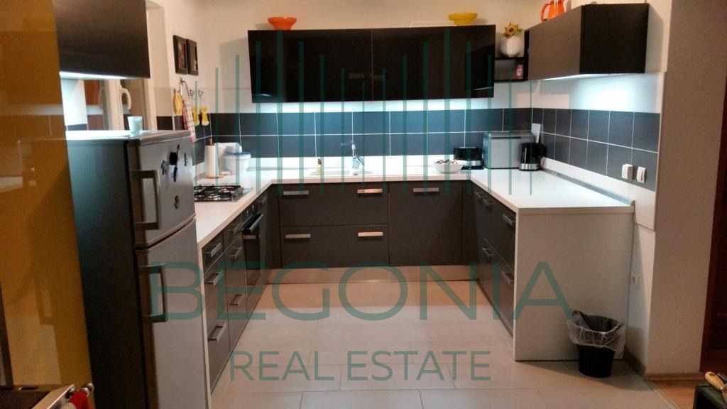 House For sale - LIČKO-SENJSKA GOSPIĆ