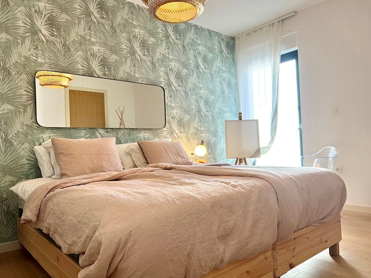 Flat For sale - ŠIBENSKO-KNINSKA PRIMOŠTEN